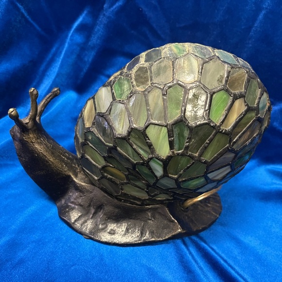 Tiffany Style Snail Lamp - Picture 2 of 9